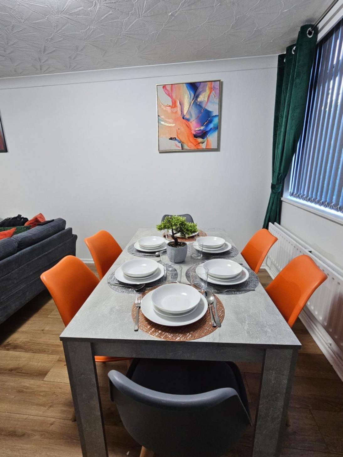 Lushstay Telford - Families, Contractors & Group Of Friends, Long Term Stay Dış mekan fotoğraf
